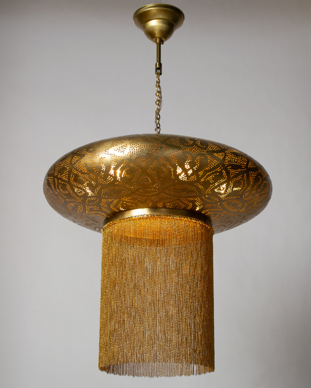 Naqsh disc pendant with chains