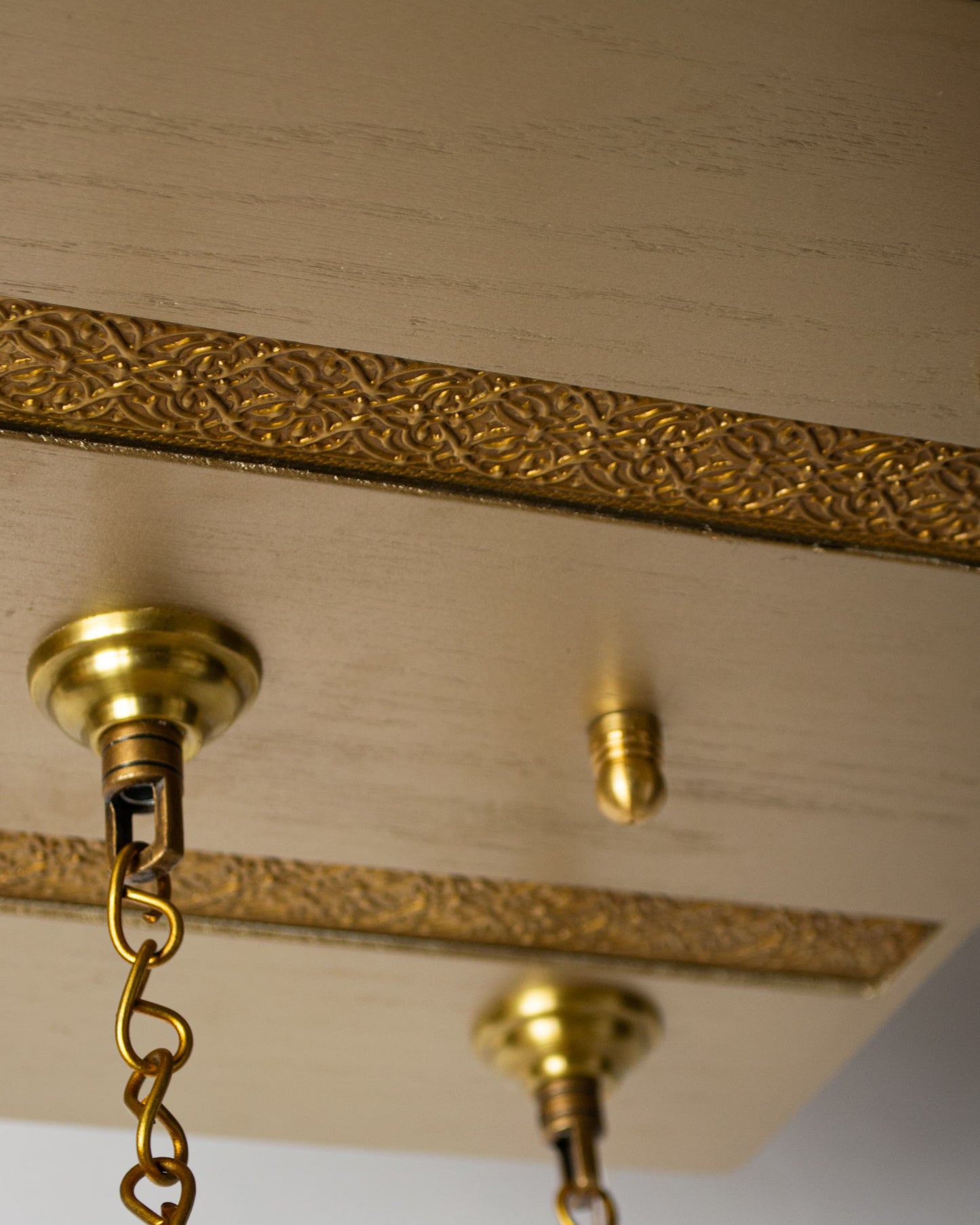 Arabesque Radiance square Chandelier – 40x40cm Wooden Base with Hanging Pendants