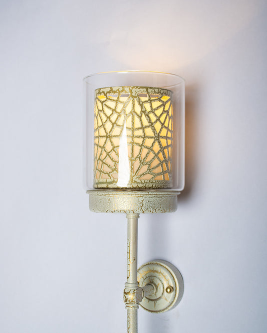 Arket flare wall light