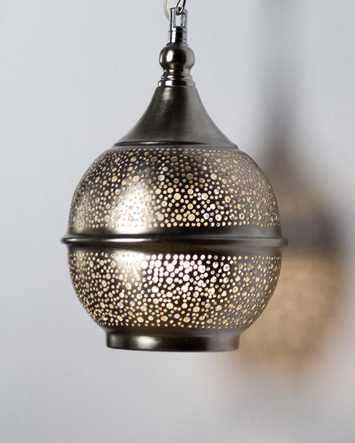 Naqsh modern Split Sphere Pendant