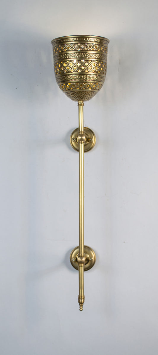 Martelé modern Flare Wall Light